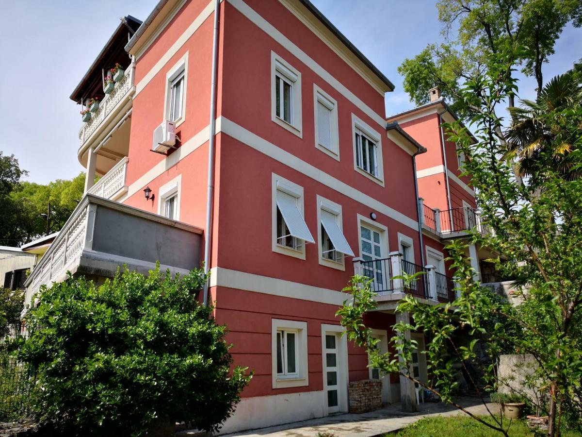 Golden View Appartement Rijeka Buitenkant foto