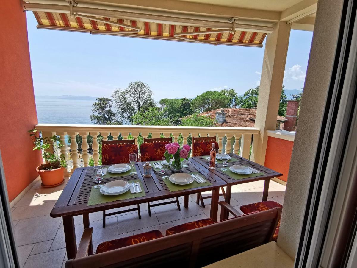 Golden View Appartement Rijeka Buitenkant foto