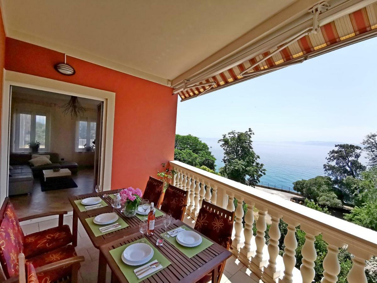 Golden View Appartement Rijeka Buitenkant foto
